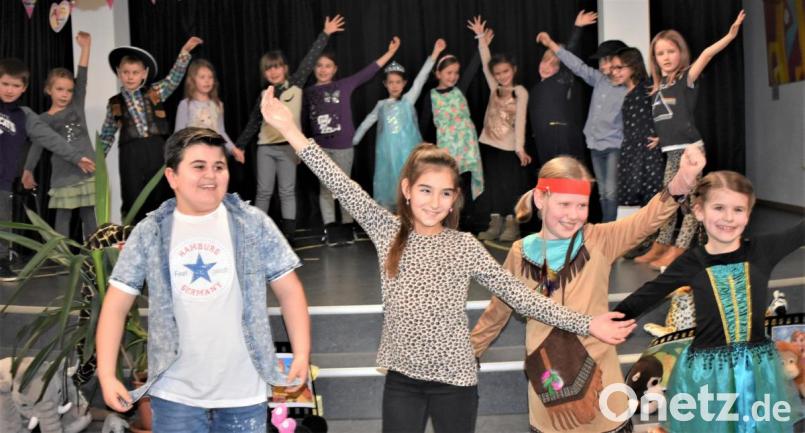 Der Kinderchor sang begeistert Lieder aus den Musicals &quot;König der Löwen&quot;, &quot;Dschungelbuch&quot; und &quot;Mary Poppins&quot;. Bild: rgr