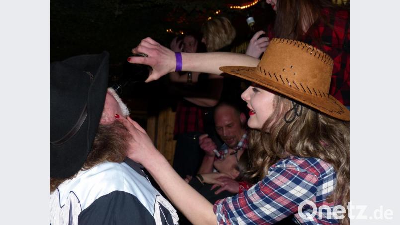 Einen Schluck in Ehren, kann niemand verwehren Bild: hme