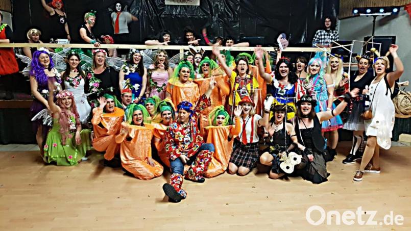 Gute Stimmung ist beim Weiberfasching garantiert. Bild: ü