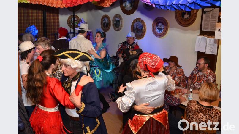 Beste Stimmung garantiert der &quot;Landerer Ball&quot; auch im Jahr 2020 für Tanzfreudige und alle Besucher gleichermaßen. Bild: fjo