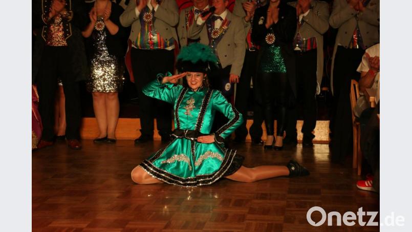Verene Engelbrecht als Tanzmariechen. Bild: flk
