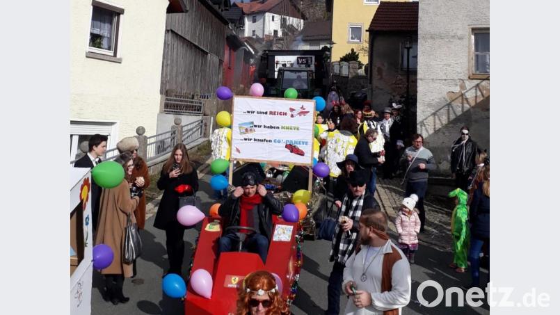 Faschingszug Flossenbürg: Können Klimaziele erkauft werden? Bild: cro