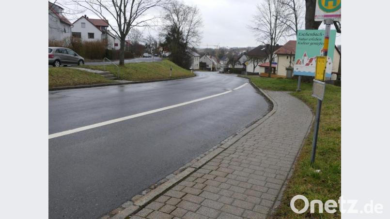 Hier an der Speinsharter Straße soll eine Querungshilfe her. Bild: rn