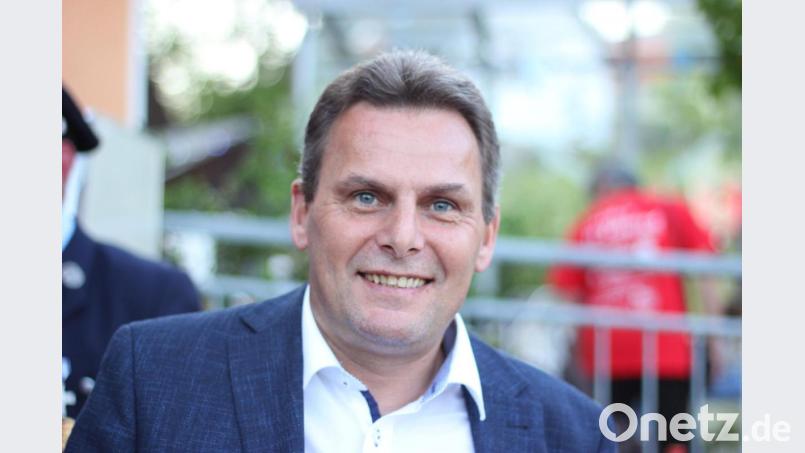 Bürgermeister Norbert Eckl setzt sich mit voller Kraft für seine Heimatgemeinde Teunz ein. Für die Bürger und Vereine ist er ein verlässlicher Ansprechpartner. Bild: exb