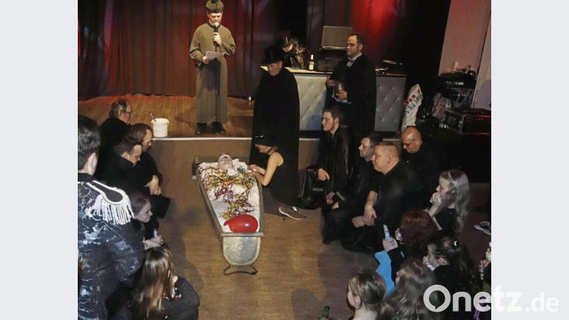 Der Prinz wurde gemeuchelt, der Fasching ist vorbei. Bild: mfh