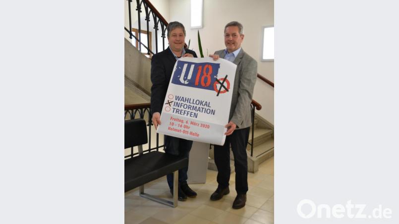 Auf eine hohe Beteiligung der jungen Auerbacher hoffen (von links) Jugendbeauftragter Michael Streit und Bürgermeister Joachim Neuß. Bild: exb