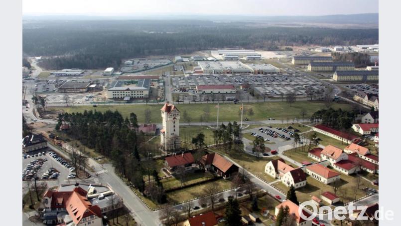 Hier auf den Parkplätzen unter dem Wasserturm auf dem Übungsplatz in Grafenwöhr sollte das angebotene Auto stehen. Später stellte sich heraus: Dem war nicht so, der Verkäufer war ein Betrüger Archivbild: mor