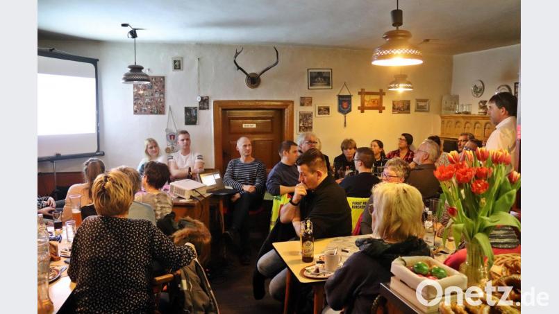 Bürgermeisterkandidat Ewald Plößner beim Politischen Aschermittwoch beim &quot;Biermichl&quot;. Bild: jma
