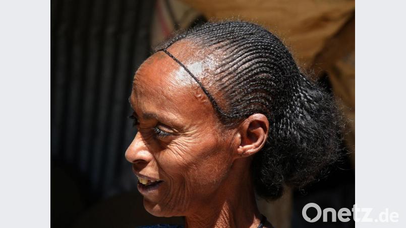 Afrikas Frauen ließen sich im Gegensatz zu Männern nicht immer davon begeistert, wenn sie fotografiert werden sollten. Bild: exb/Johann Albrecht