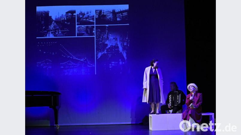 "Spatz und Engel", ein Schauspiel mit Musik von Daniel Große Boymann &amp; Thomas Kahry. Bild: Petra Hartl