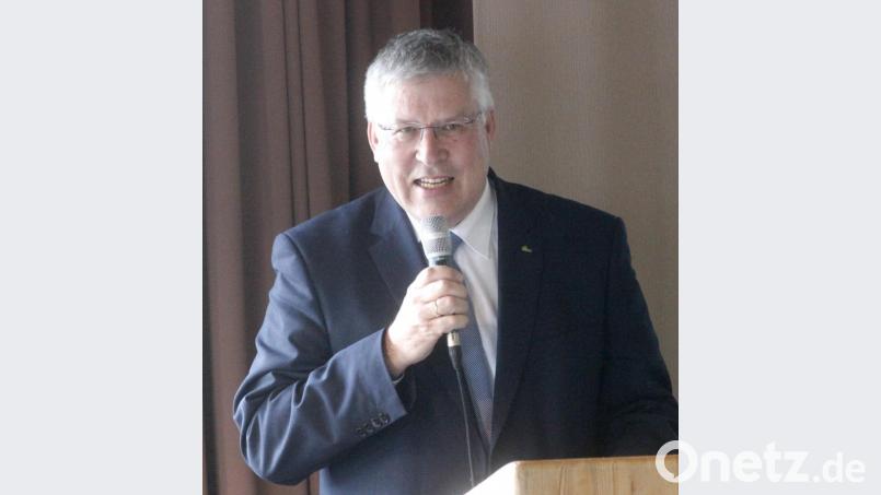 "Der Landkreis Schwandorf nähert sich klimatisch der Region Mailand an". Dr. Peter Doleschel, Leiter des Instituts für Pflanzenbau und Pflanzenzüchtung in Freising. Bild: Hirsch