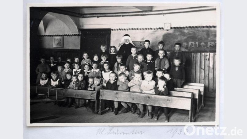 Diese Aufnahme aus dem Hohenburger Kindergarten stammt aus dem Jahr 1933 - und dafür hätte man gerne noch mehr Exponate für die 100-Jahr Feier im Juli. Bild: bö