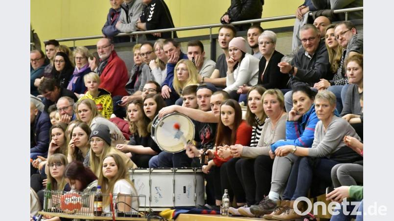 An den Fans der HG Amberg liegt es nicht, dass ihr Team zu Hause eine schlechte Bilanz aufweist. Bild: Ziegler
