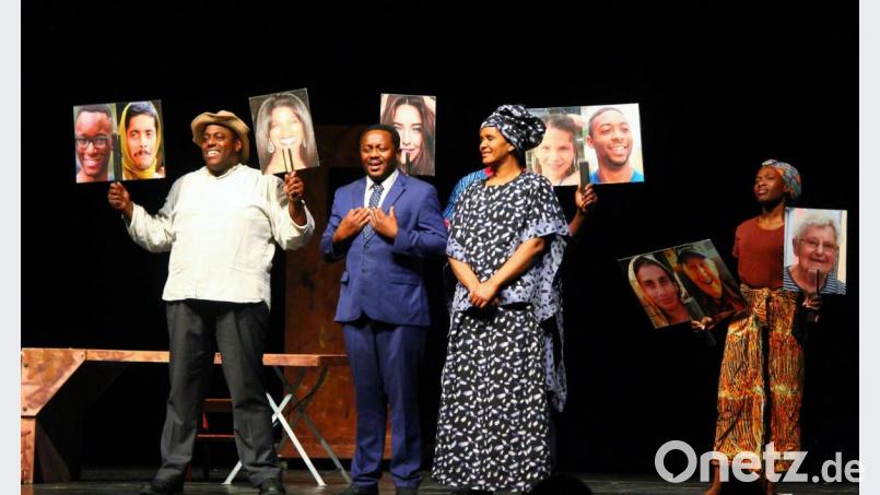 Hochklassiges Theater in englischer Sprache wurde am Mittwochabend in der Max-Reger-Halle mit &quot;Free Mandela&quot; geboten. Bild: stg