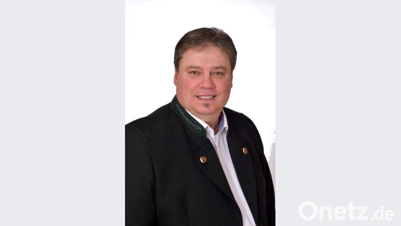 Bürgermeister Hans Gradl (Freie Wählergemeinschaft Altfalter-Weiding-Richt) stellt sich abermals zur Wahl. Bild: exb