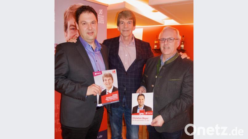 Für die SPD treten am 15. März (von links) Bürgermeisterkandidat Christian Beyer in Neukirchen sowie Michael Rischke für den Posten des Landrats und Winfried Franz als Kreistagsbewerber an. Bild: exb
