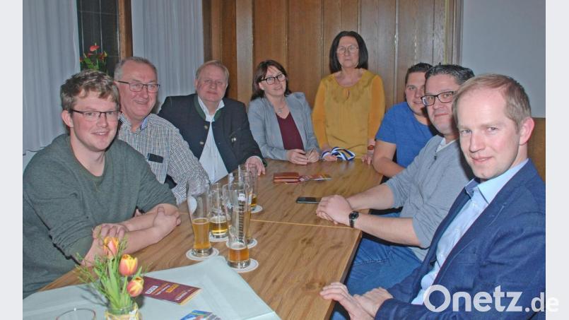 Zur Jahreshauptversammlung der Frauen Union Wernberg-Köblitz hieß die Vorsitzende, Waltraud Forster, die FU-Kreisvorsitzende Marianne Forster sowie Bürgermeister Konrad Kiener und den CSU-Fraktionssprecher, Dieter Rosenberg, willkommen. Bild: wee