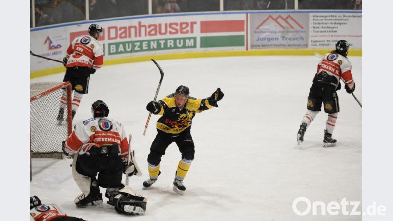 Da jubelt der Torschütze Bild: Andreas Brückmann