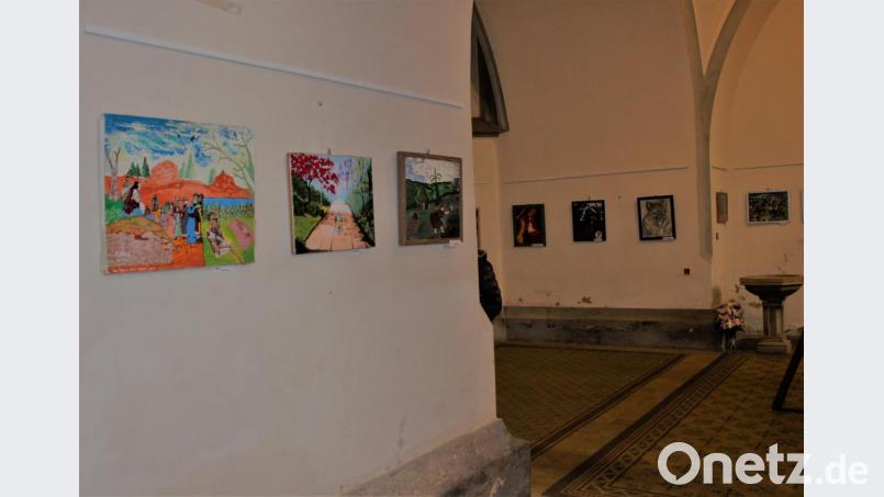 Eine besondere Ausstellung ist bis Ende März in der Nikolauskirche zu sehen. Bild: gjb