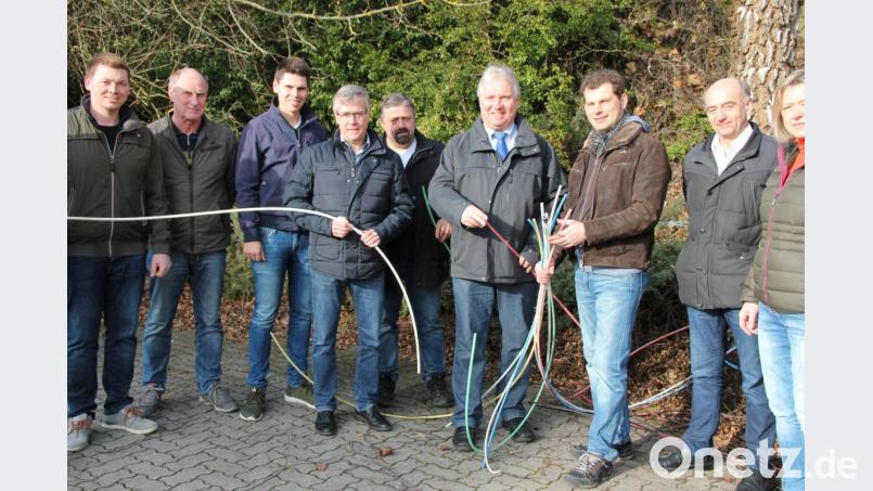Gemeinderatskandidaten CSU mit Bürgermeister Markus Dollacker (Vierter von rechts). Bild: lma