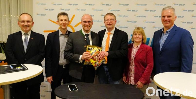 Beim FW-Themenabend (von links): Michael Eckmeder, Kreisvorsitzender Albert Geitner, MdL Fabian Mehring, Landratskandidat Hans Martin Grötsch, Regina Armbruster und Bürgermeisterkandidat Thomas Wagner. Bild: bjo