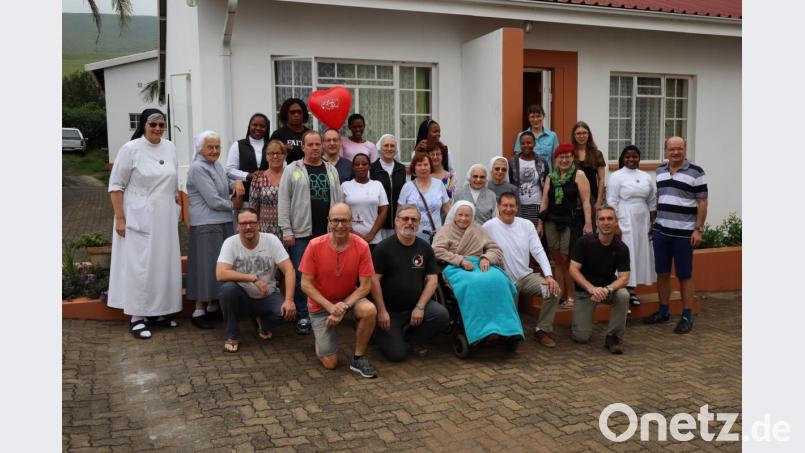 Eine Delegation aus der Region besuchte in Südafrika Projekte der Mallersdorfer Schwestern. Bild: krb