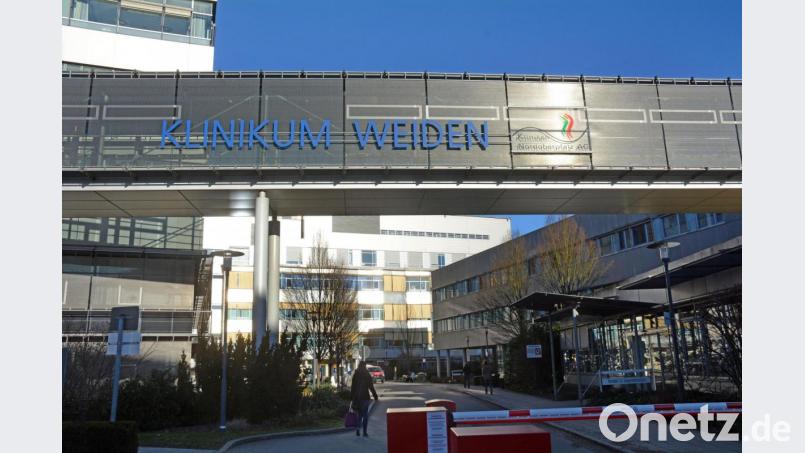 Das Personal am Klinikum Weiden steht derzeit wegen des Coronavirus besonders unter Druck, das Haus ist aber gut auf die Herausforderung vorbereitet. Bild: Gabi Schönberger