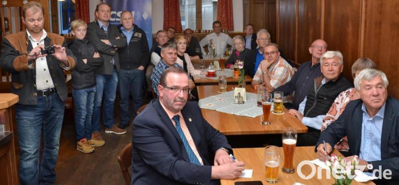 Bei der Bundestagswahl 2017 waren noch viele zur Wahlparty der Amberger CSU gekommen. Am Sonntag wird es wegen Corona nur eine interne Veranstaltung geben. Archivbild: Wolfgang Steinbacher