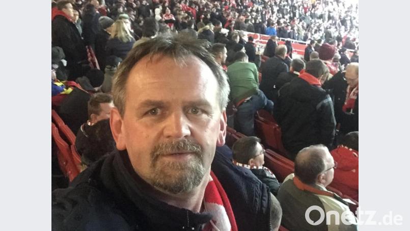 Stefan Schäftner kommt viel mit dem FC Bayern rum. Sowas wie am Samstag in Hoffenheim hat der 54-jährige Vohenstraußer auch noch nicht erlebt. Bild: exb