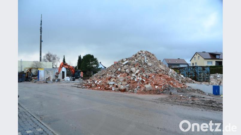 Übrig bleiben riesige Schuttberge. Bild: dob