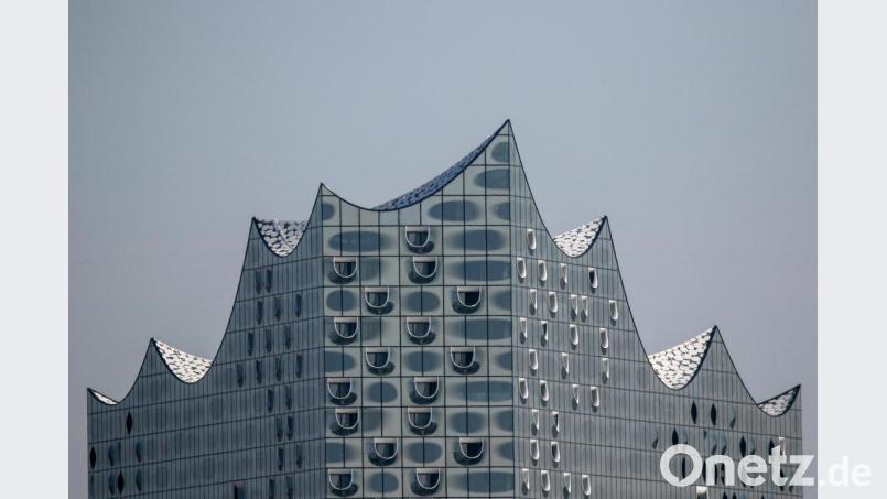 Bis Ende April fallen alle Veranstaltungen in der Hamburger Elbphilharmonie aus. Foto: Axel Heimken/dpa Bild: Axel Heimken