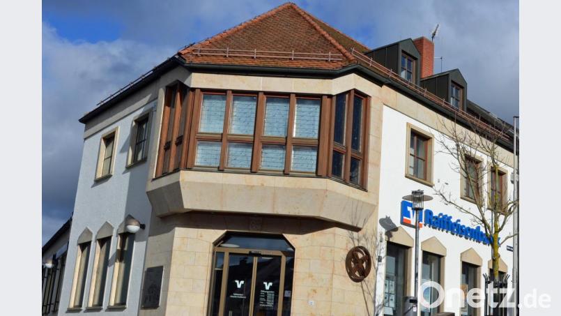 Das Bankgebäude am Marktplatz im Jubiläumsjahr. Bild: ü