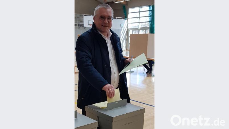 86,1 Prozent: Bürgermeister Richard Tischler freute sich über das Vertrauen, das die Bevölkerung ihm entgegenbringt. Bild: exb