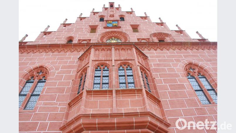 Die Stadt Sulzbach-Rosenberg reagiert auf die Ausrufung des Katastrophenfalls und schließt ihre Ämter und Einrichtungen mit sofortiger Wirkung für Besucher. Bild: oy