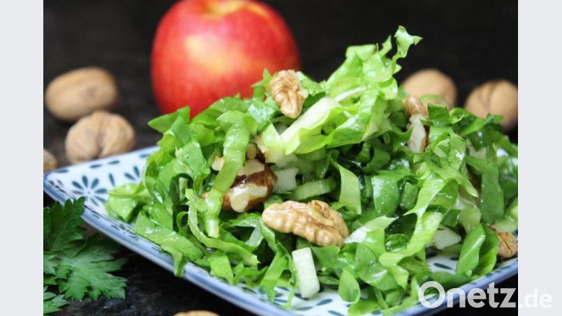 Der Endiviensalat kommt mit wenigen Zutaten ganz groß raus. Bild: Matthias Würfl