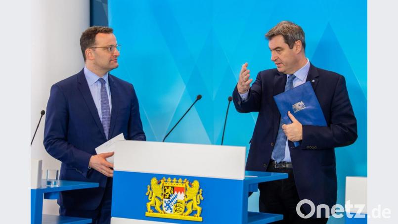 Bundesgesundheitsminister Jens Spahn (links) und der bayerische Ministerpräsident Markus Söder geben nach der Sitzung des bayerischen Kabinetts am Dienstag eine Online-Pressekonferenz. Bild: Peter Kneffel/dpa