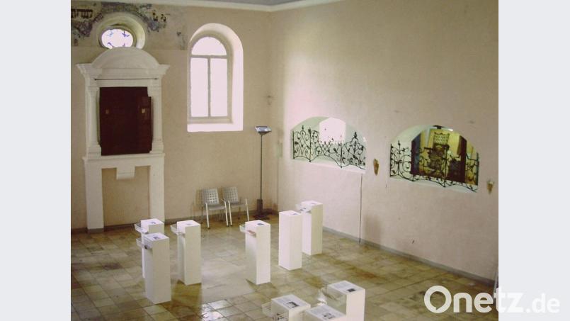 Die nach orthodoxem Ritus erbaute Synagoge in Schnaittach (Landkreis Nürnberger Land) ist heute eine Museumssynagoge. Rechts sind die Mauerdurchbrüche zur Frauenschule zu erkennen. Bild: Dieter Dörner