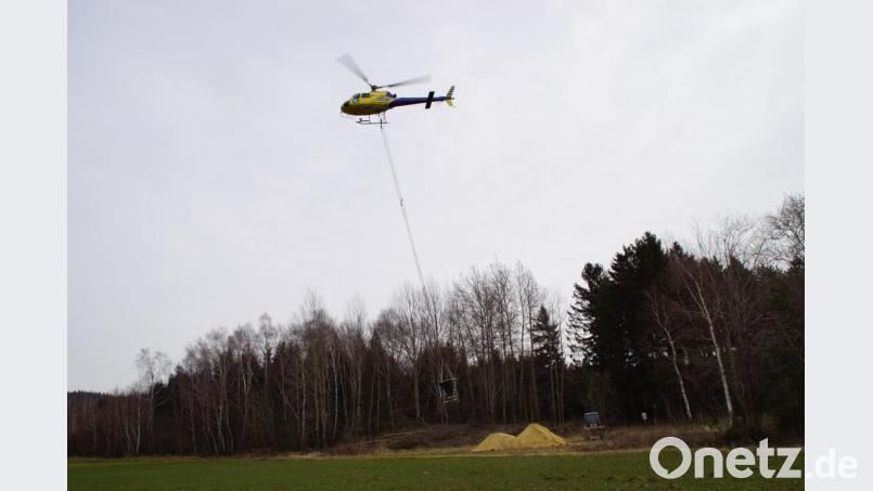 Im Gebiet Drechselberg begann per Helikopter die Waldkalkung. Bild: mmj