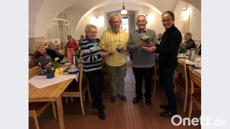 Beim unterhaltsamen Nachmittag des ökumenischen Frauenkreises ging es lustig zu. Bild: exb
