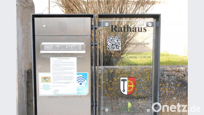 Die Gemeindeverwaltungen haben – wie hier in Schmidmühlen – reagiert und sich auf den Krisenfall eingestellt. Bild: pop
