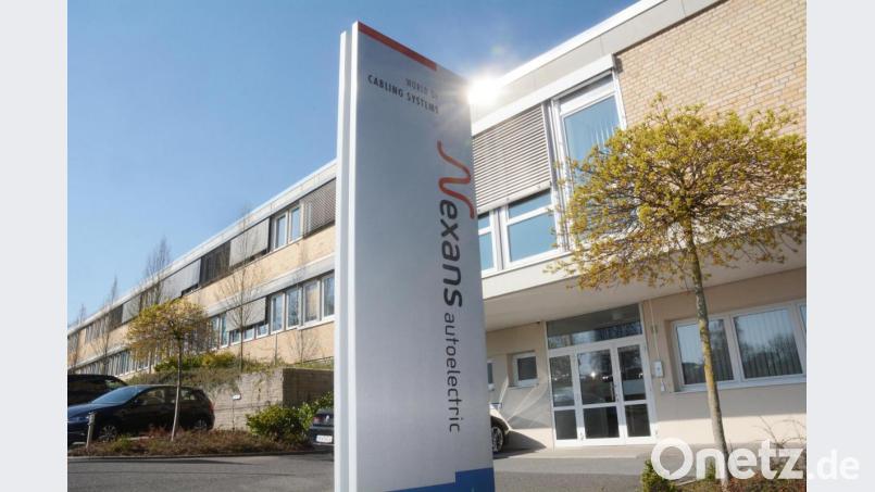 Bei Nexans Autoelectric in Floß arbeitet derzeit nur noch ein kleiner Teil der Belegschaft am Standort. Ein Mitarbeiter ist am Dienstag positiv auf Covid-19 getestet worden. Bild: Gabi Schönberger