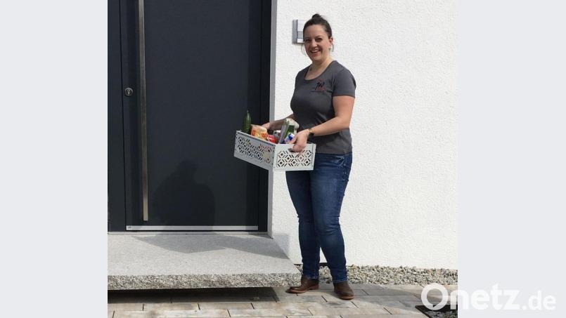 Das Ortsjugendwerk der AWO bietet einen Einkaufsservice für Ältere oder Risikogruppen an. &quot;Die Bestellungen werden bis vor die Tür geliefert&quot;, verspricht Vorsitzende Katja Stessmann. Bild: exb