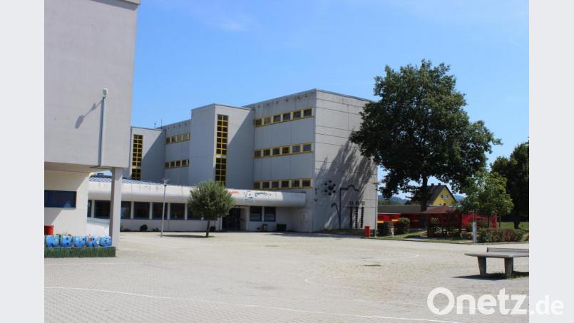 Die Mittelschule in Neunburg vorm Wald ist digital gut aufgestellt. Der Unterricht kann auch in der Zeit der Schließung wegen des Corona-Virus auf diesem Weg weitergeführt werden. Das wurde bei der Sitzung des Schulverbandes deutlich. Bild: pko