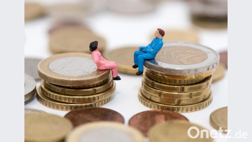Gleiche Löhne für Frauen und Männer sind nicht überall Realität – bis zum 17. März, dem „Equal Pay Day“, arbeiten Frauen im Schnitt ohne Bezahlung. Bild: Andrea Warnecke/dpa