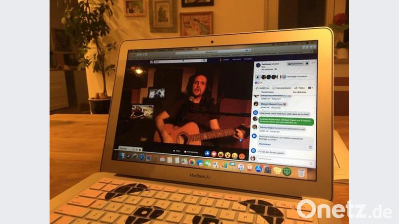 College-Rock vs. Coronavirus: Die Amberger Band Delicious gibt während der in Bayern geltenden Ausgangsbeschränkung ein Online-Konzert. Bild: roa