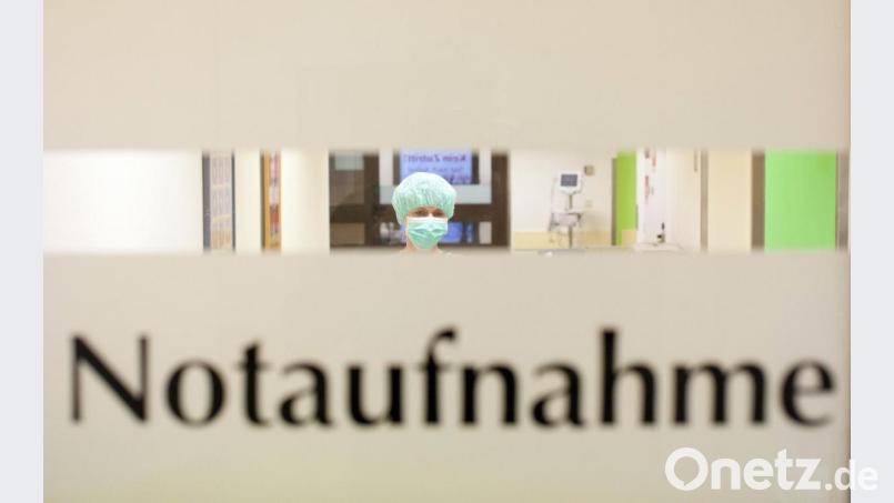 Ein Mann aus dem Landkreis Tirschenreuth und ein Mann aus dem Landkreis Wunsiedel sind am Coronavirus gestorben. Bild: Friso Gentsch/dpa