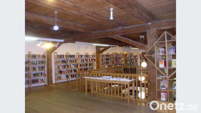 Stille herrscht derzeit in der Stadtbücherei Waldsassen. Doch digital lassen sich über 14 000 Medien abrufen. Bild: exb