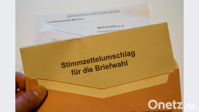 Die Stichwahl in Regensburg wird erst am Montag ausgezählt. Bild: Peter Kneffel/dpa