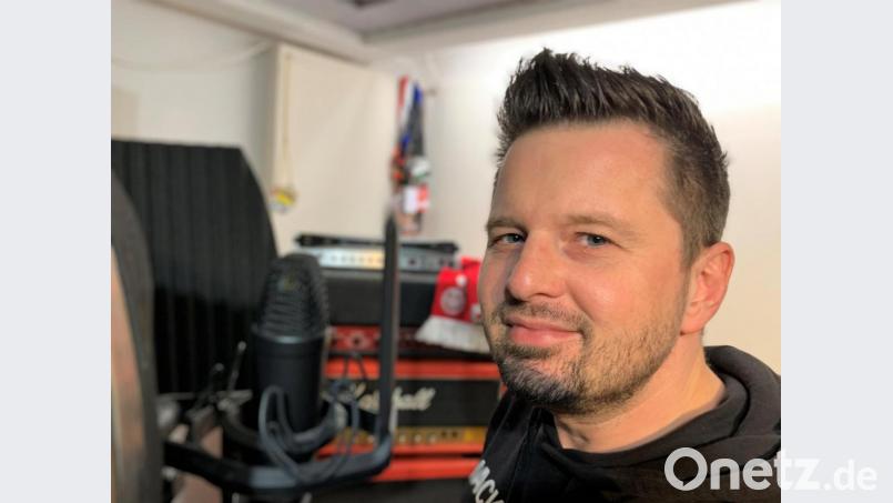 Mike Raps hat im neuen Song der &quot;Troglauer&quot; die Hauptstimme übernommen Bild: stg