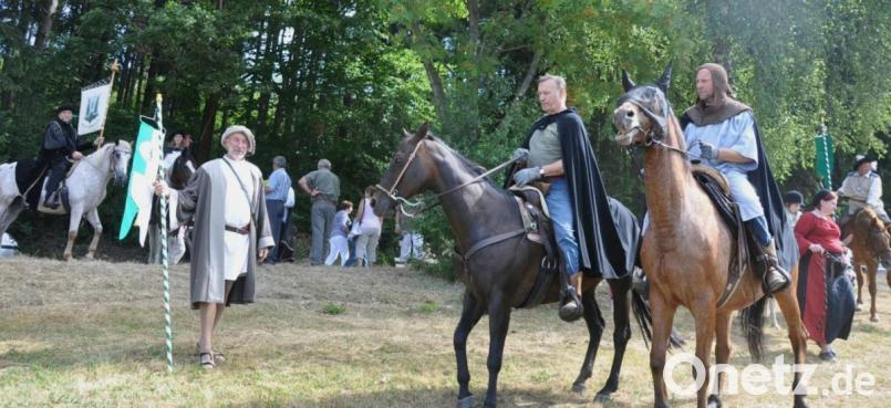 Ob sich Ross und Reiter heuer wieder am vierten Juli-Wochenende beim St.-Jodok-Ritt treffen, entscheidet sich in den kommenden Wochen. Archivbild: es
